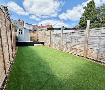 3 bedroom terraced house to rent - Photo 2