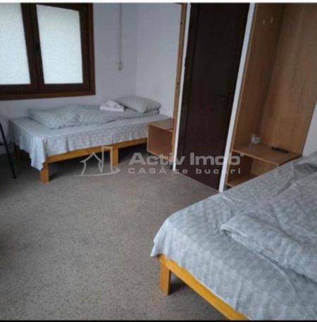 Casa -Cazare Muncitori - zona Faget - Fotografie 2