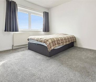 2 bedroom maisonette to rent - Photo 1