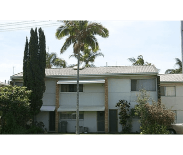 Multiple Units for Rent – 17 Illawong Street, Surfers Paradise QLD ... - Photo 6