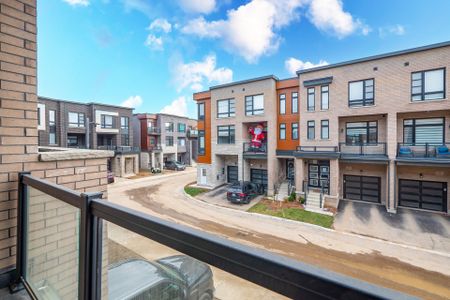 For Lease - 69 Inverary Crescent, Vaughan, Ontario - Photo 3