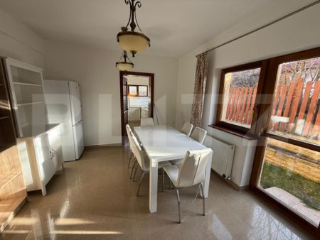 Casă deosebită 170 mp, 4 camere, grădină și 5 parcări - Fotografie 3