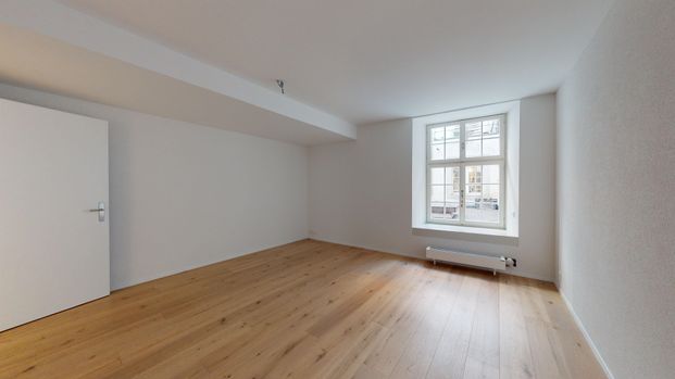 Traumwohnung für Stadtliebhaber! 2.5-Zimmerwohnung in Solothurn - Photo 1