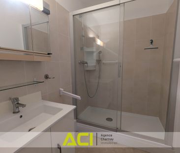 Location Appartement 4 pièces 83m² CHARNAY LES MACON 71850 - Photo 4