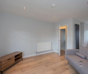 4 Ravenhill Court, Belfast, BT6 8FS - Photo 3