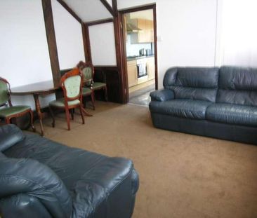 Bedroom Detached House In Charminster, BH9 - Photo 6