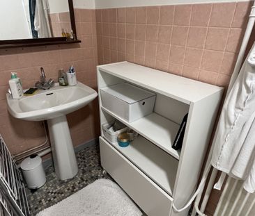 Paris 18 Studio meublé avec alcove nuit et balcon - Photo 6