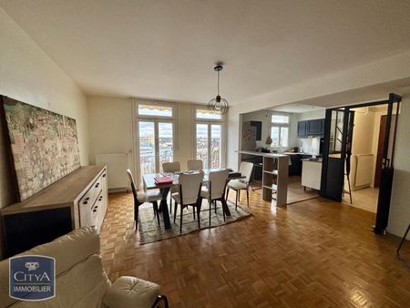 Location Appartement 4 pièces 115m² CHATEAUROUX 36000 - Photo 4