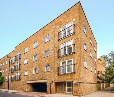 Room in a Shared Flat, Lamb Court, E14 - Photo 1