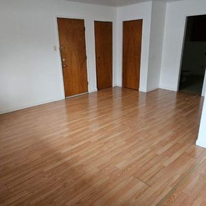 1 CH - 1 SDB - Windsor - $825 /mo - Photo 2