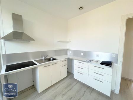 Location Appartement 2 pièces 50m² CLERMONT FERRAND 63000 - Photo 4