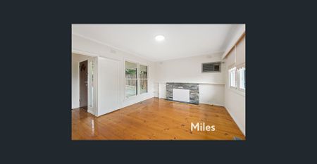 LARGE FAMILY HOME - Photo 5