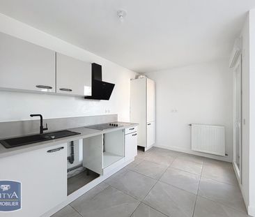 Location Appartement 3 pièces 65m² PIERRE BENITE 69310 - Photo 4