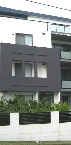 “PRIME LOCATION!!!” - Photo 1