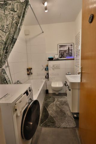 Traumhaft schöne, moderne und helle 2-Zimmerwohnung mit Balkon im 1. OG! - Photo 4