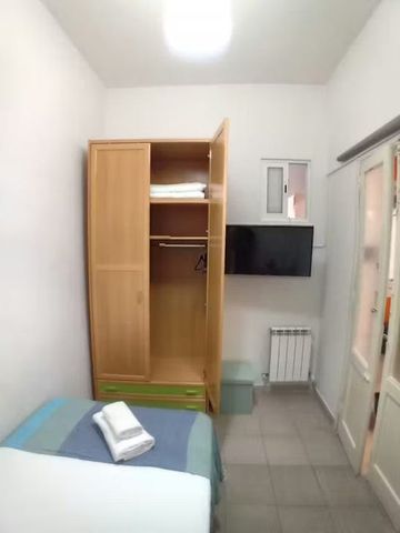 Calle del Divino Pastor, Madrid, Community of Madrid 28004 - Photo 5