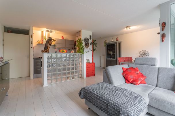 TE HUUR: 6431JA HOENSBROEK, Heisterberg 1A , 2 slaapkamers, 2 balkons - Photo 1