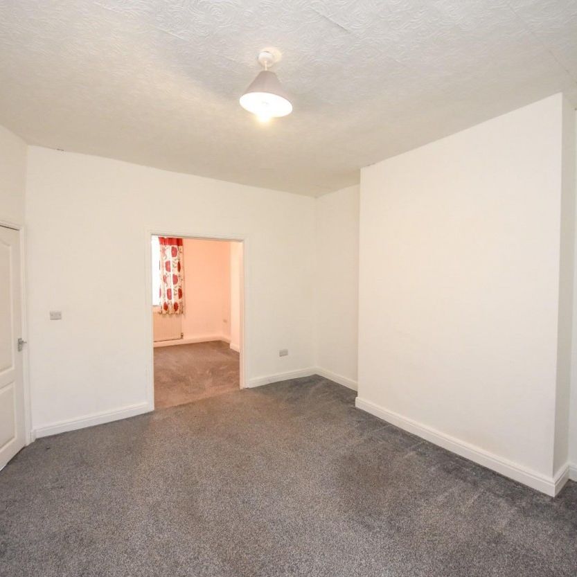 2 bed House - End Terrace for Rent - Photo 1