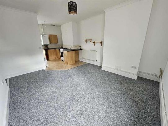 Ceridwen Terrace, Pontypridd, CF37 - Photo 1