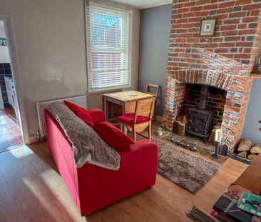 2 bedroom terraced house to rent - Photo 5