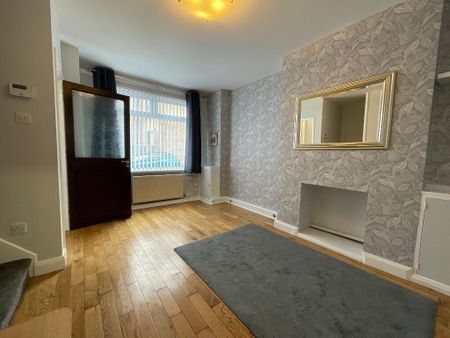 8 North King Street, Belfast, BT13 2GR - Photo 2