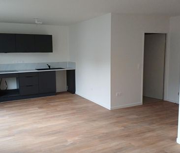 location Appartement T2 DE 54.97m² À BUSSY SAINT GEORGES - Photo 2