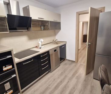 Apartament 3 camere Unirii - Decebal | Centrala proprie | Parcare - Photo 1