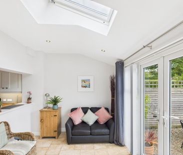 7 Park Drive, Holywood, BT18 9LW - Photo 3