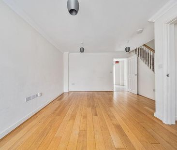 3 bedroom terraced house to rent - Photo 3