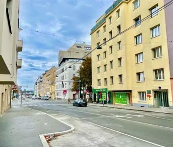 MIETWOHNUNG - Herrliche 3-Zimmer AltbauWohnung -SANIERT! - Nähe Quellenstraße-Hauptbahnhof! - Photo 2