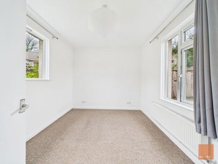 2 bedroom detached bungalow to rent - Photo 5