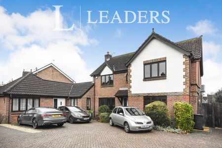 1 bedroom bungalow to rent Larksway, Bishops Stortford, CM23 - Photo 3
