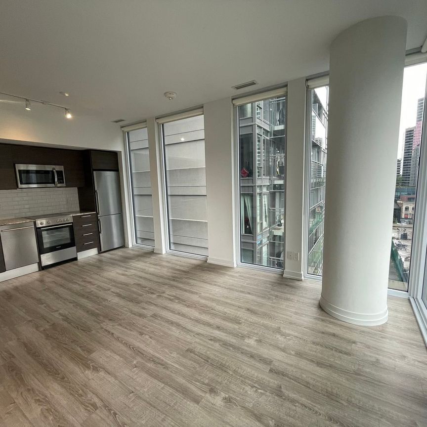 For Lease - 28 Wellesley Street Unit# 809 secondbed, Toronto, Ontario - Photo 1