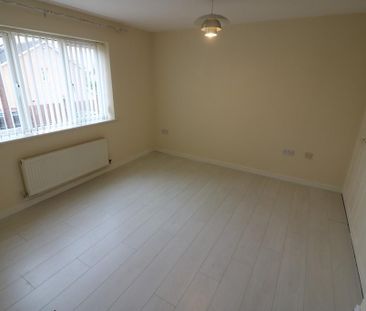 3 bedroom detached house to rent - Photo 4