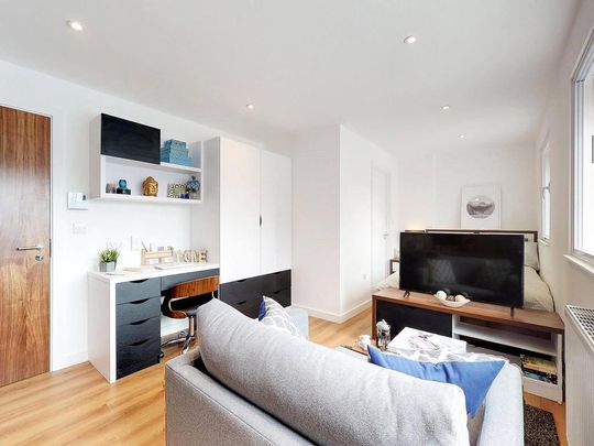 Studio to rent - Photo 1