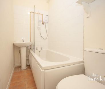 1 bedroom ground floor maisonette to rent - Photo 5