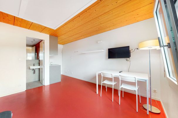 Un studio meublé - Bon TL CHF 300.00 offert ! - Photo 1