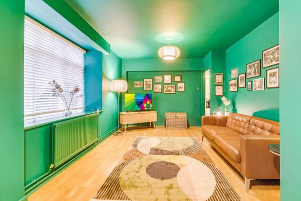 1 bedroom flat to rent - Photo 1