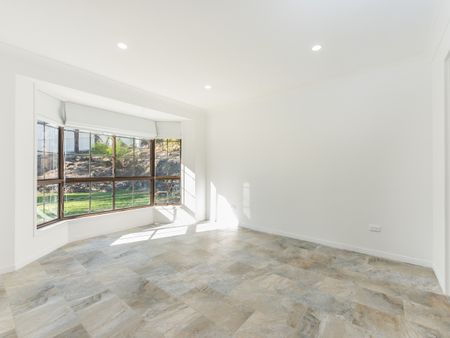 37 Adelong Road, Shailer Park QLD 4128 - House For Rent | Domain - Photo 3