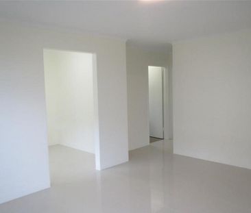 HIGH ON THE HILL - Photo 4