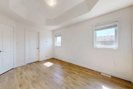 For Lease - 24 Accent Circle, Brampton, Ontario - Photo 2