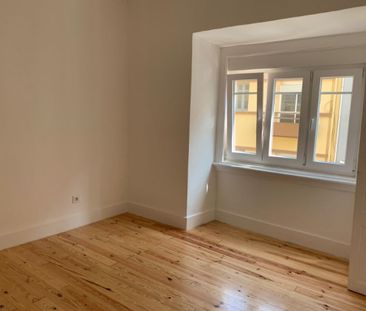 4 room luxury Flat for rent in Campolide, Lisbon - Photo 5