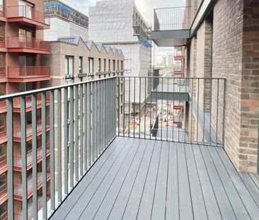 Hawser Lane, - Photo 1