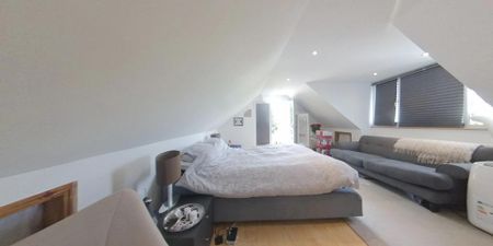 5 bedroom bungalow to rent - Photo 4