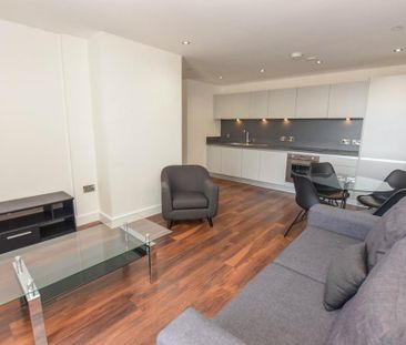 2 bedroom flat to rent - Photo 1