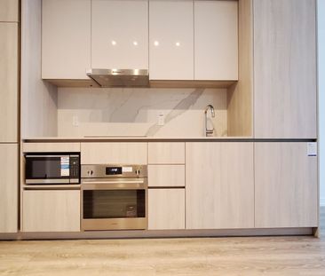 For Lease - 8 Interchange Way Unit# 5805, Vaughan, Ontario - Photo 4