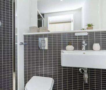 Silver Balcony Studio - Photo 4