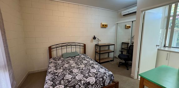 Fully Furnished Unit in Gillen - Photo 2