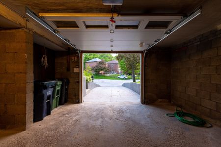 For Lease - 96 Glen Davis Crescent Unit# Main Fl, Toronto, Ontario - Photo 2