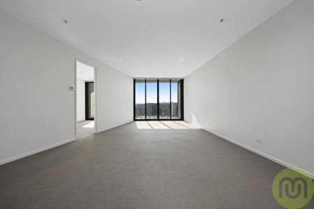Two Bedroom Apartment with Stunning Views - Photo 3